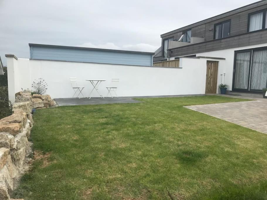 St Agnes Perfect Location, Hot Tub, Sea Views, Gym Appartement Buitenkant foto