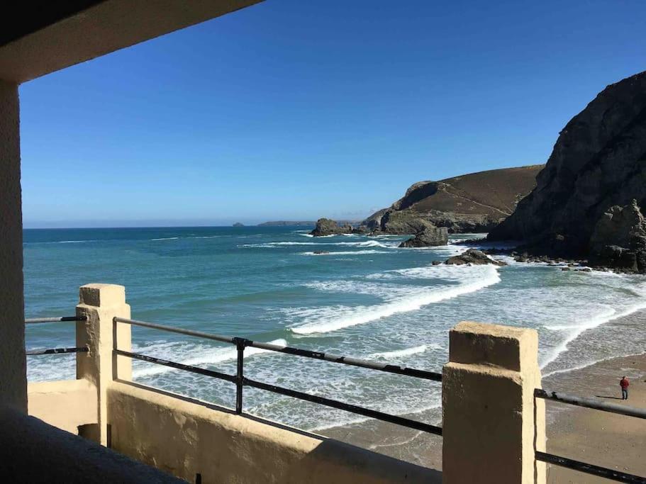 St Agnes Perfect Location, Hot Tub, Sea Views, Gym Appartement Buitenkant foto